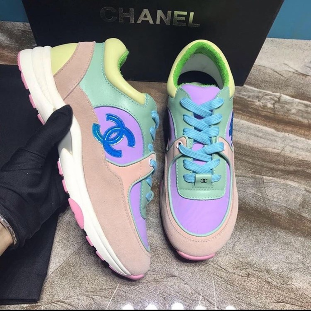 Women’s Chanel sneakers